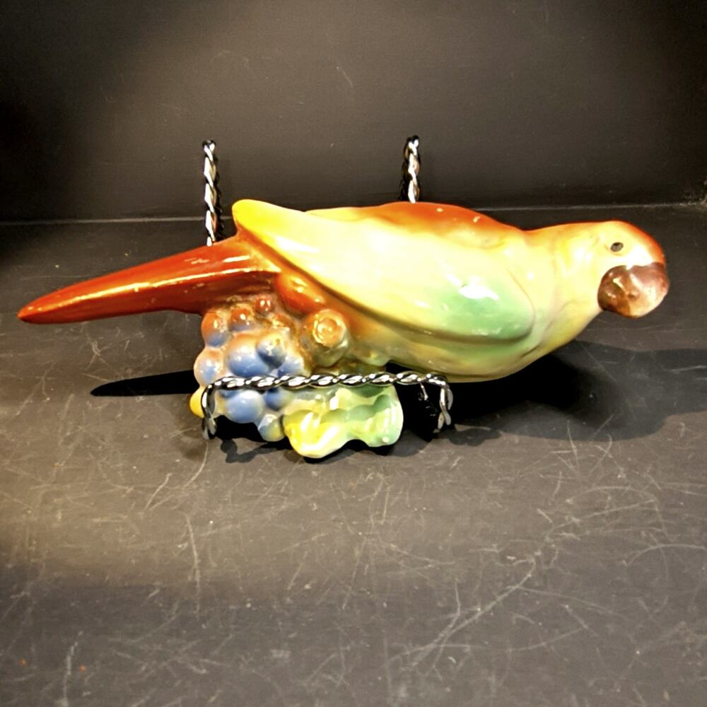 1482.  Vintage Czech Wall Pocket Vase Parrot Red Dime Mark